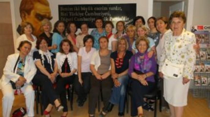 Chp İzmir İl Kadın Kolları'ndan, Urla İl&ccedil;eye Ziyaret