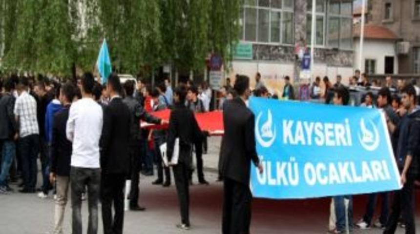 &Uuml;lk&uuml;c&uuml; Gen&ccedil;lerden T&uuml;rk&ccedil;&uuml;l&uuml;k G&uuml;n&uuml; Y&uuml;r&uuml;y&uuml;ş&uuml;
