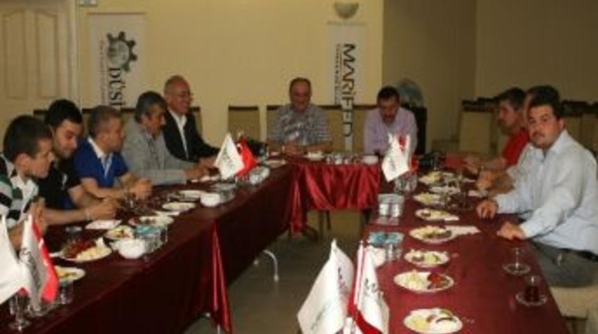 D&uuml;zce&rsquo;den &Ccedil;in&rsquo;e Giden İş Adamları Bir Araya Geldi