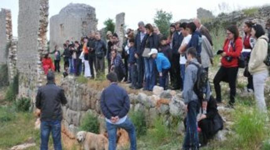 Kanlıdivane'de Tarih Ve Lezzet Yolculuğu