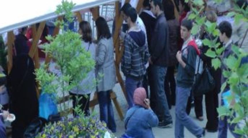 Ak&ccedil;akoca Anadolu &Ouml;ğretmen Lisesi'nden Kermes