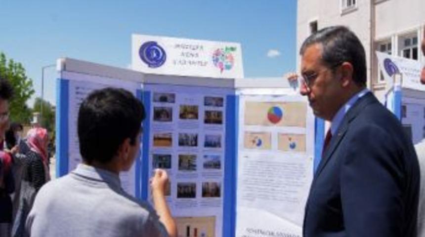 Şehitkamil Anadolu İmam-hatip Lisesi Bilim Fuarı D&uuml;zenledi