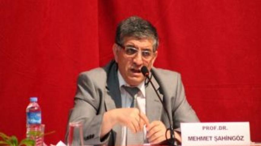 T&uuml;rk Ocakları Kırşehir Şubesi Tarafından T&uuml;rk&ccedil;&uuml;l&uuml;k Ve T&uuml;rk Kimliği Konulu Konferans Verildi