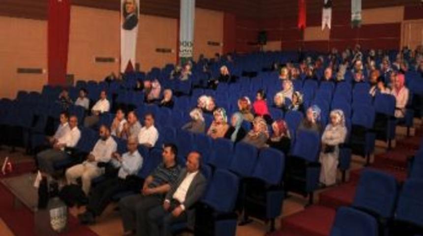 Kb&uuml;&rsquo;de &lsquo;hz. Peygamber Ve İnsan Onuru&rsquo; Konulu Panel D&uuml;zenlendi