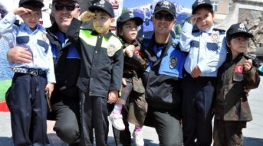 Trafik Haftası Kutlanıyor