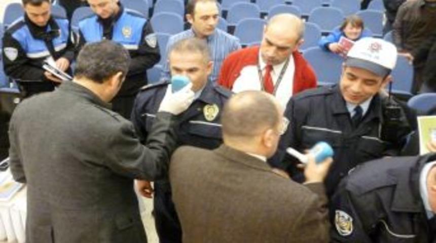 Polislerin V&uuml;cut Nikotini &Ouml;l&ccedil;&uuml;ld&uuml;