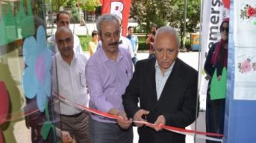 Yoksul &Ouml;ğrenciler Yararına Kermes