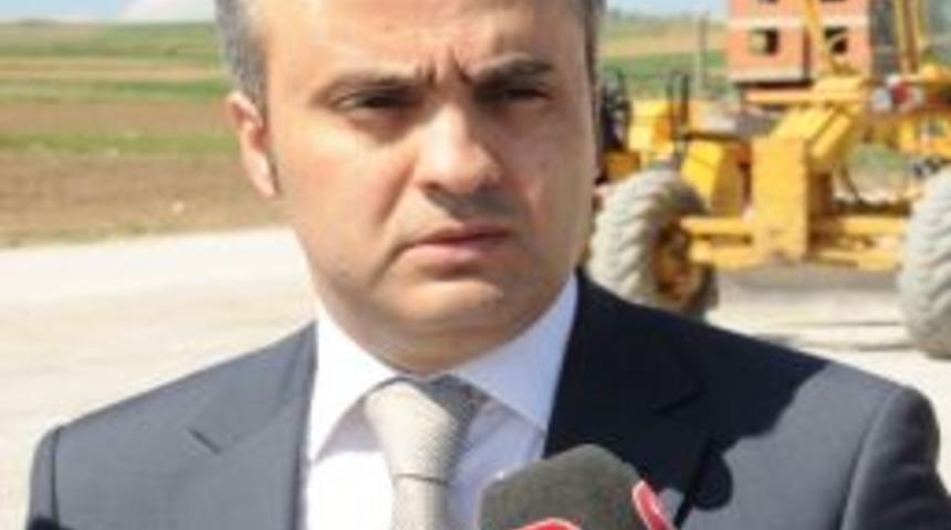 Taş Ocaklarına Giden Yol Asfaltlanıyor