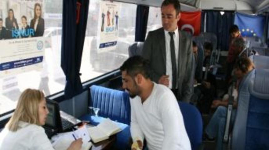 İş-kur Kampanya Otob&uuml;s&uuml; Iğdır&rsquo;da