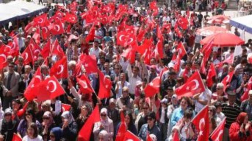 Mhp Yozgat İl Teşkilatı 3 Mayıs T&uuml;rk&ccedil;&uuml;l&uuml;k Bayramını Y&uuml;r&uuml;y&uuml;ş İle Kutladı