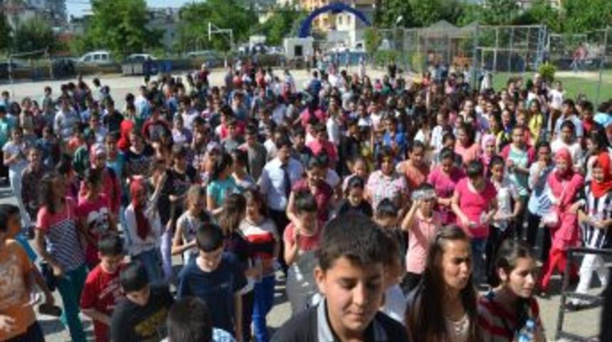 Deneme Sınavında Öğrenciler SBS Heyecanı Yaşadı