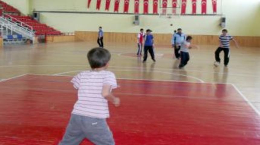 Engellerini Spor Yaparak Aşıyorlar