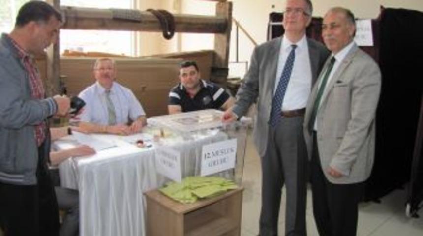 &Uuml;TSO'da Hasan Şimşek Grubunda, Durmuş Zor Ise Ekibinde Kazandı