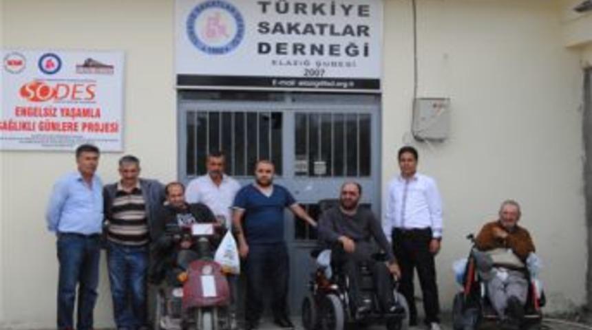 Bize her şey engelken birde siz olmayın