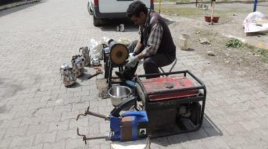 35 Yıllık Kalaycı Ustası Eleşkirt&rsquo;te