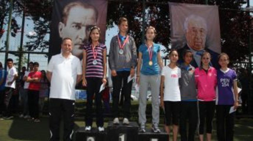 Gen&ccedil; Atletler Altın Boynuz&rsquo;da Kıyasıya Yarıştı