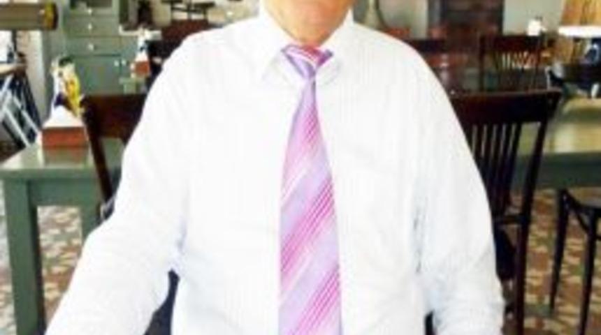 Pelitk&ouml;y Belediye Başkanı H&uuml;seyin Kayacık: