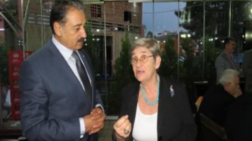 Okullarda &Ouml;ğrencilere Kayısı Ve Ceviz Yedirin &Ouml;nerisi