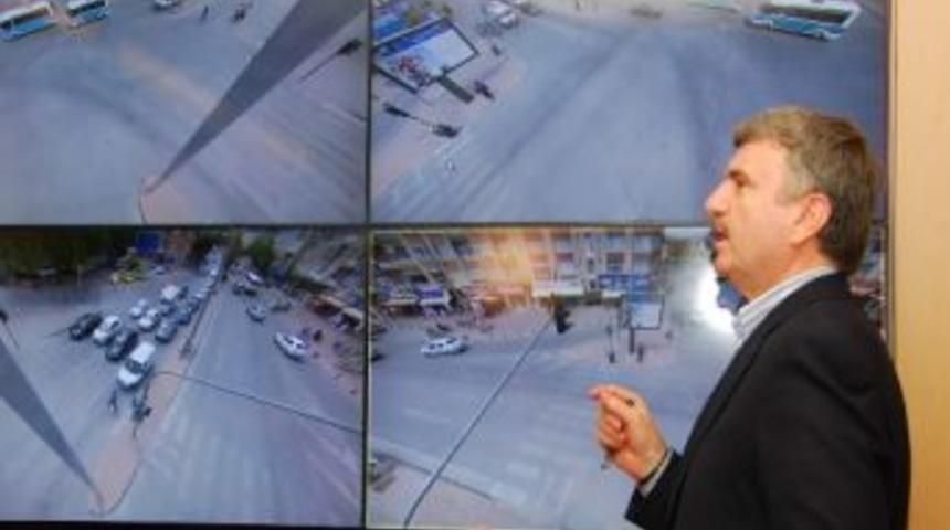 Konya B&uuml;y&uuml;kşehir&rsquo;den Akıllı Trafik Sistemi