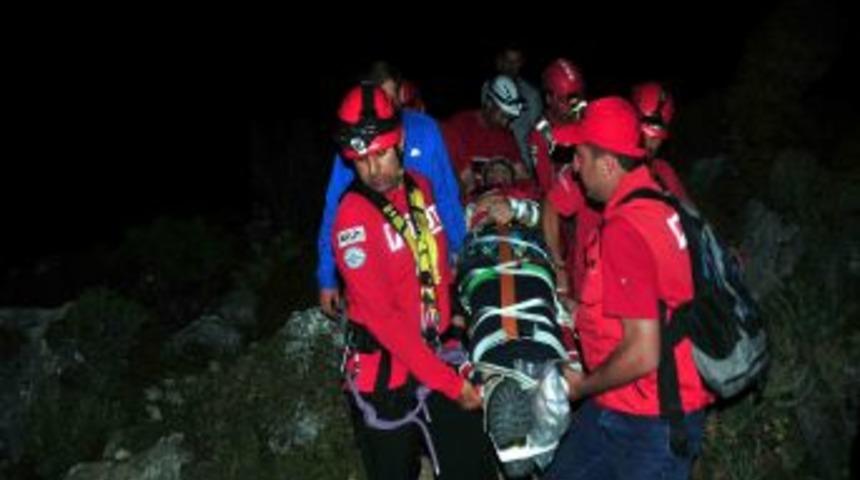 Bin 400 Metre Y&uuml;kseklikten D&uuml;şen Ukraynalı Pilot Hayatta Kaldı