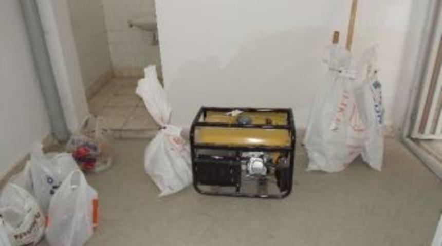 Define Avcıları Avlandı