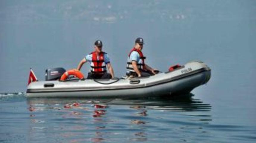 Polis, Sapanca G&ouml;l&uuml;'nde Botla Devriye Gezecek