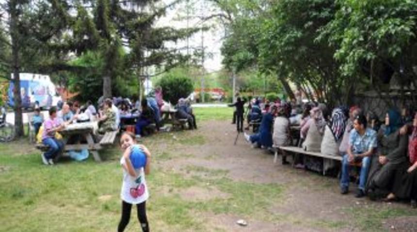 Engellilerin Piknik Keyfi