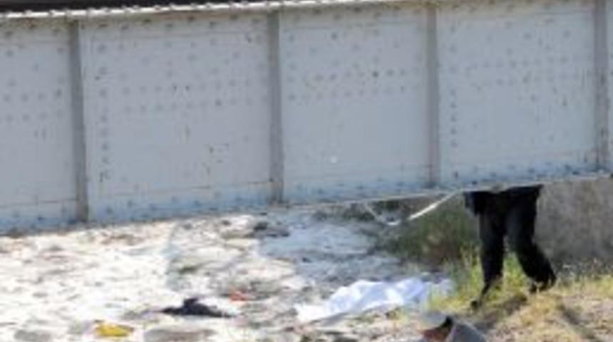 İşe Giden Genç Kız, Trenin Çarpması Sonucu Hayatını Kaybetti