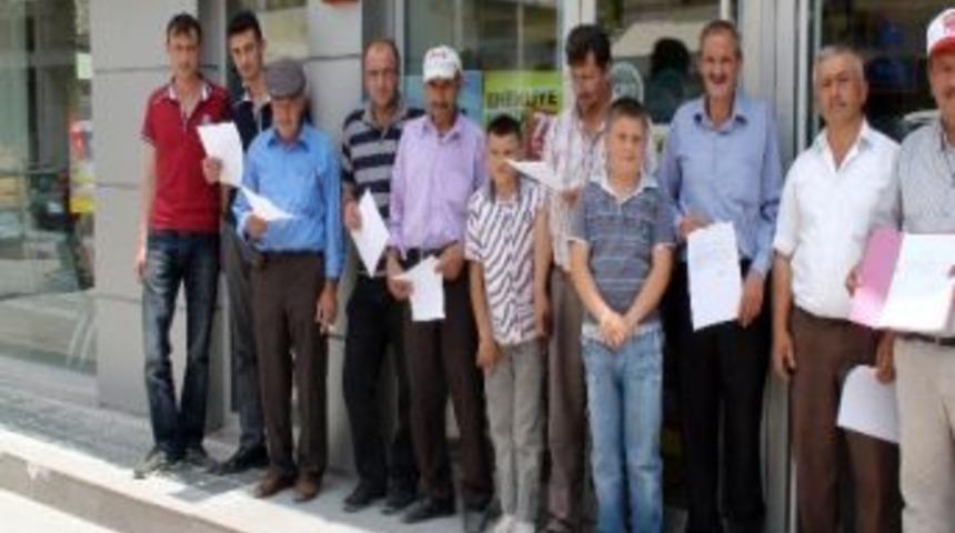 Gediz'de Toprak Kayması Endişesi