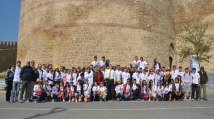 Milli Parkta Temizlik Seferberliği