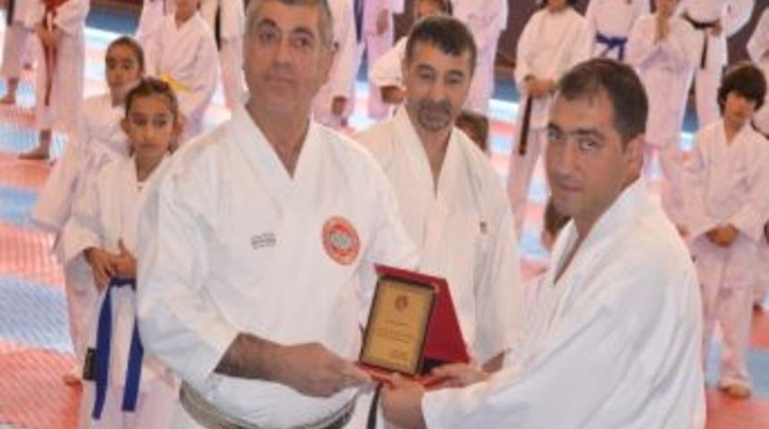 Karate Eğitim Semineri Yapıldı