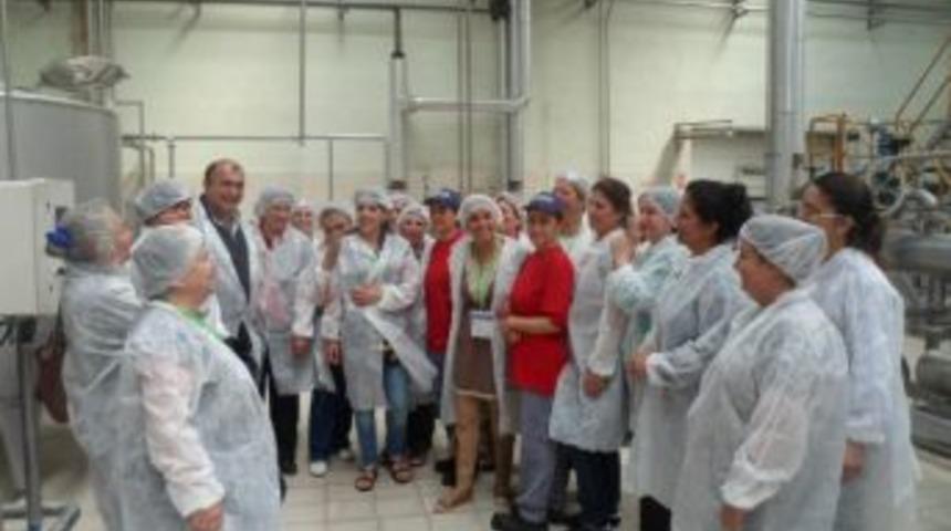 Chp&rsquo;li Kadınlar &lsquo;kadın Ve Emek Haftası&rsquo;nı Kutladı