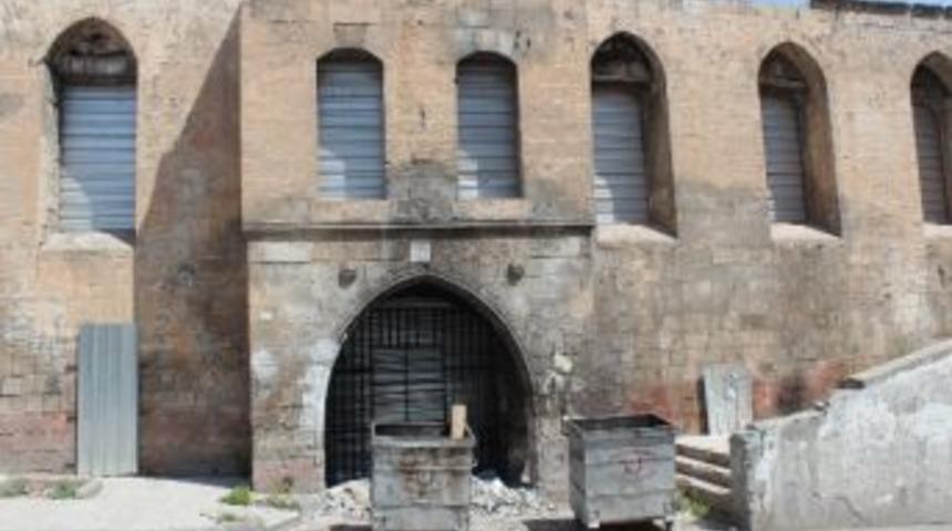 (&ouml;zel Haber) Tarihi Mekan Restore Ediliyor