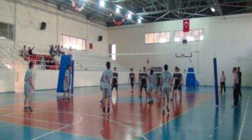 Silopi&rsquo;de Voleybol Heyecanı