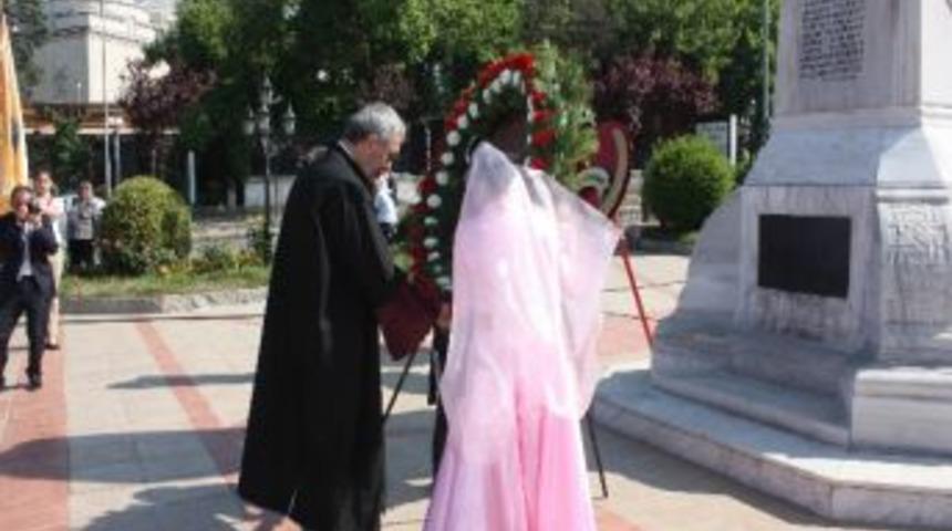 T&uuml; Bahar Şenlikleri T&ouml;renle Başladı