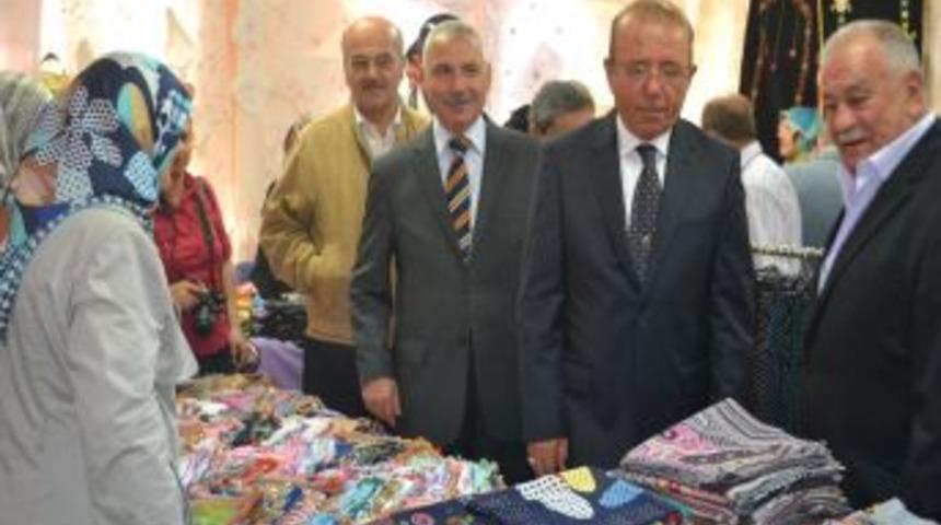 Eğirdir'de Ihtiya&ccedil; Sahibi &Ouml;ğrenciler Yararına Kermes