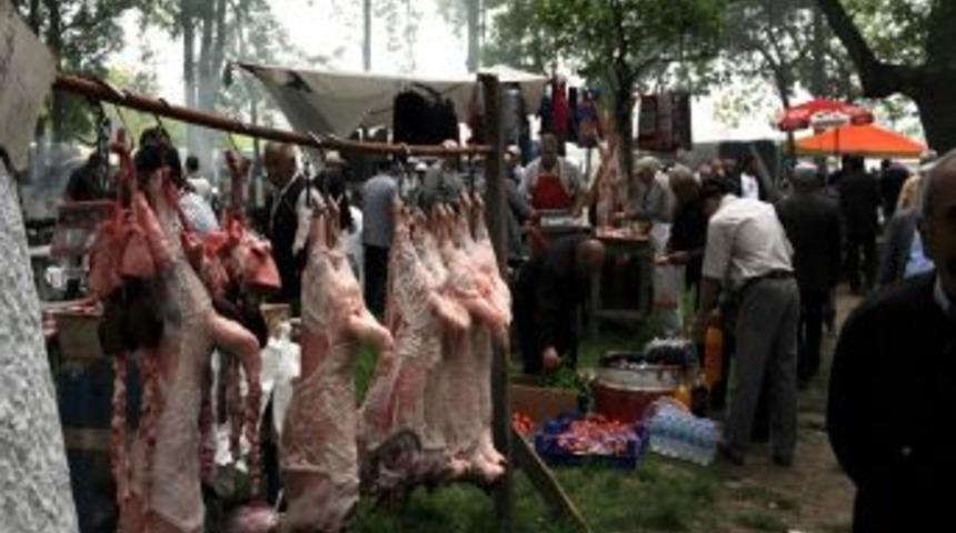 Geyikkoşan G&uuml;reşleri&rsquo;nde Pehlivanlar Er Meydanında