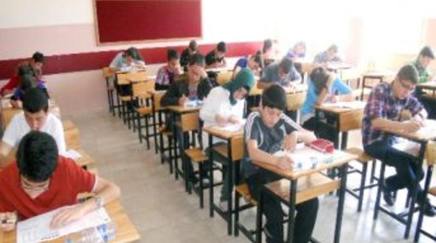 G&uuml;m&uuml;şhane&rsquo;de Matematik Ve Fen Bilimleri Olimpiyatı Yapıldı