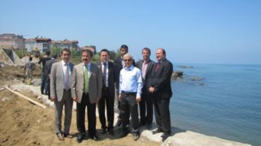 Arpacıoğlu: G&ouml;&ccedil;melere Karşı G&uuml;venlik I&ccedil;in Taş Duvar &Ouml;r&uuml;yoruz