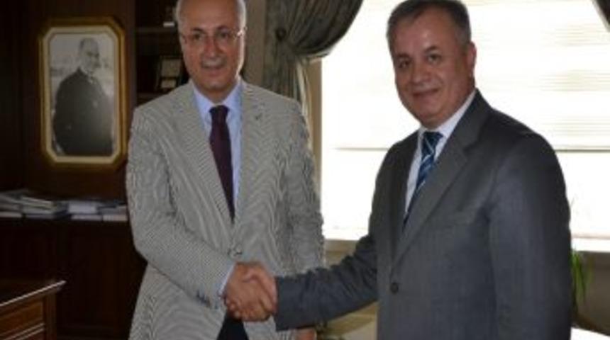 Yeni Atanan Defterdar Kırım&rsquo;dan Vali Daş&ouml;z&rsquo;e Ziyaret