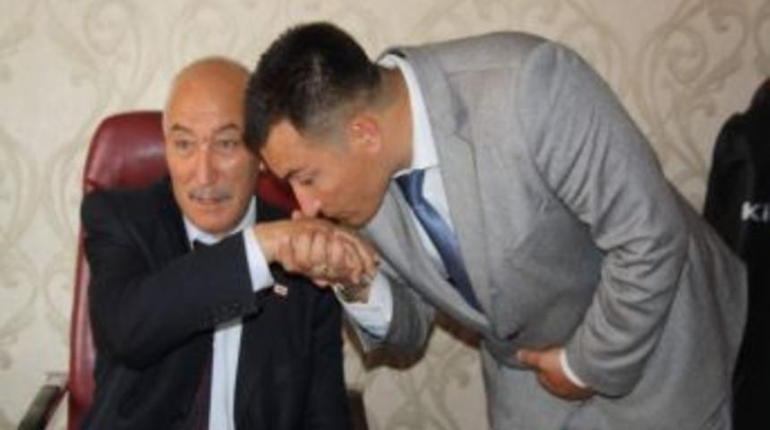 Baba Oğul Tartışması Tatlı Bitti