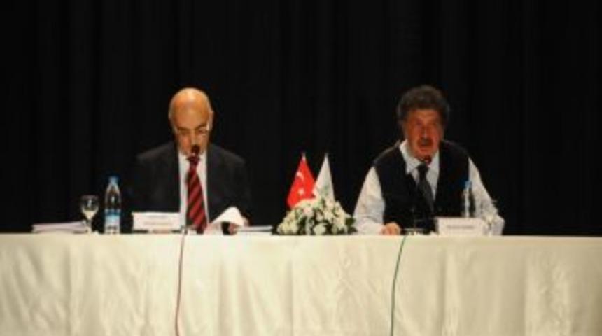 Eskişehir&rsquo;de &lsquo;yerel Y&ouml;netimler Ve Demokrasi&rsquo; S&ouml;yleşisi