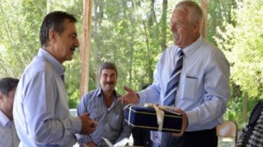 Başkan Ata&ccedil;&rsquo;ın Mollaoğlu K&ouml;y&uuml; Ziyareti