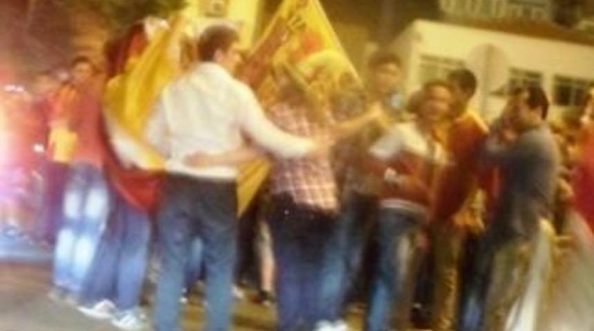 Galatasaray'ın şampiyonluğu Gelibolu da ses getirdi
