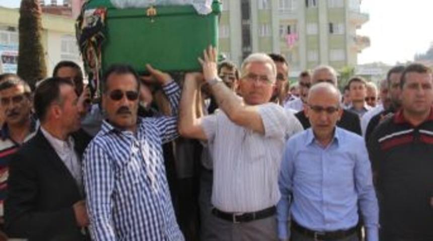 Uygulamadan Ka&ccedil;an S&uuml;r&uuml;c&uuml;n&uuml;n &Ccedil;arptığı Aslı Toprağa Verildi