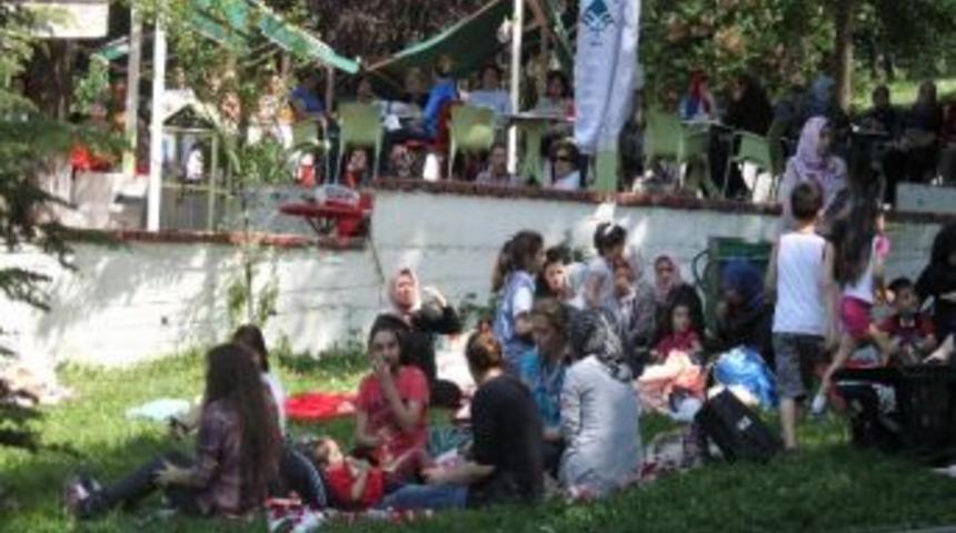 Hıdrellez Geldi, Millet Parklara Akın Etti