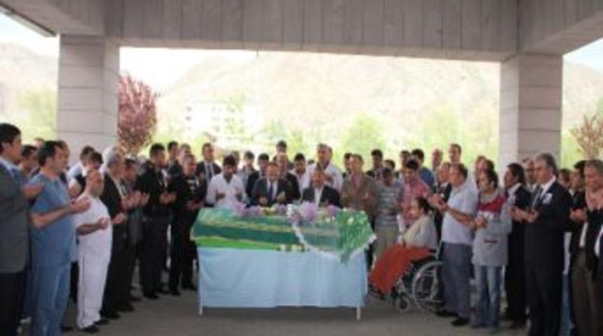 Oltu Ebru Hemşiresine Ağladı