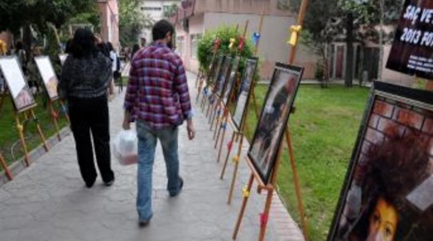 &Uuml;niversiteli Gen&ccedil;ler Bahar Şenliklerinde Eğleniyor