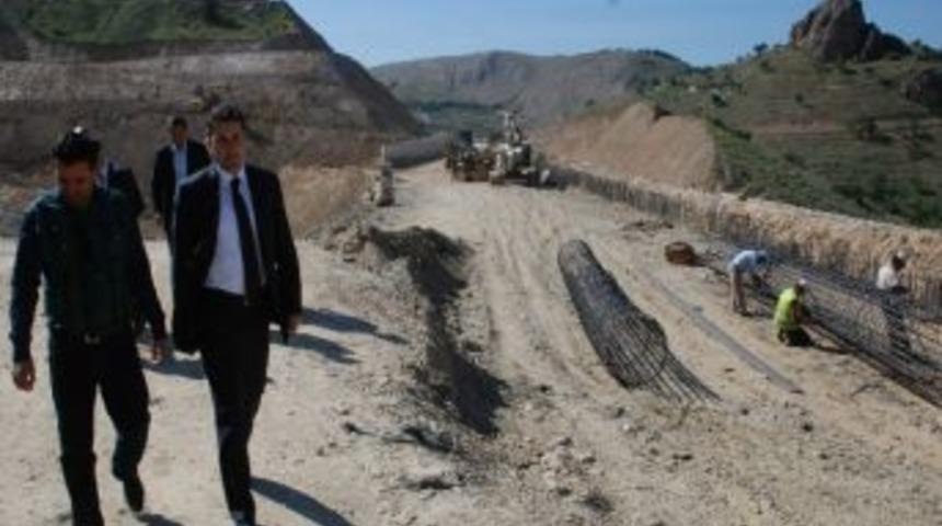 &Ccedil;evre Yolunda Heyelan Riskine Karşı &Ccedil;alışma