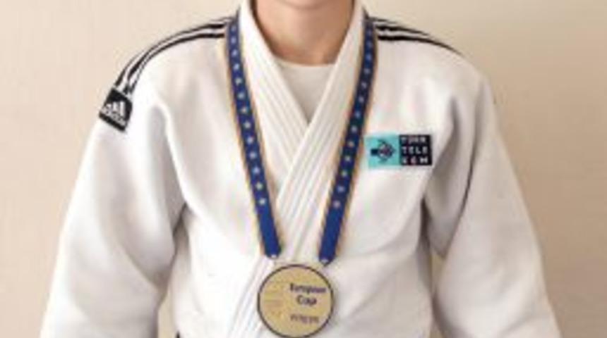 Rize T&uuml;rk Telekom Spor Kul&uuml;b&uuml; Judocusu Romanya&rsquo;da Avrupa Şampiyonu Oldu